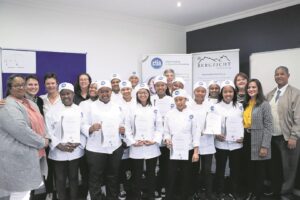 Food-service assistants certified