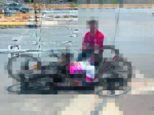 Gestremde fietsryer van Kaapstad in Stellenbosch beroof