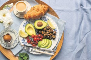 Love mom? Cook her a heart-healthy brekkie this Mother’s Day