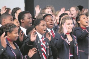 Bloemhof-koor kry vinnig rigting