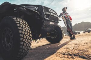 Motorsport: Giniel sak terug in Dakar