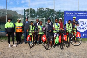 Kinders laat die speke sing