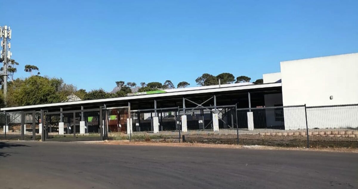 Cloetesville-mark kry eersdaags ‘n nuwe baadjie