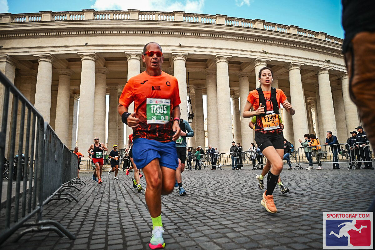 ‘n professor van Stellenbosch Universiteit, Prof Pierre Goussard is oppad om een van die wêreld se mees uitdagende drafroetes, die Gornergrat Zermatt-marathon in Switserland, te hardloop om kinderlewens te red.