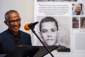 SU pays respect to Walter Parry