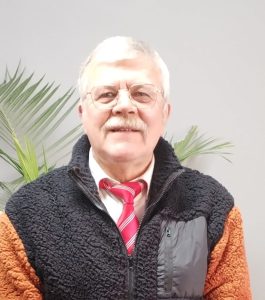 Jannie nog nie klaar as begrafnisondernemer nie