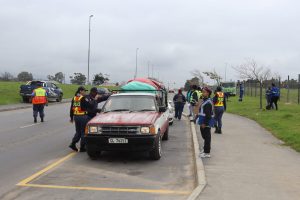 FOTO’S: Klapmuts-veiligheidsvennote voer veldtog om Vrouemaand af te sluit