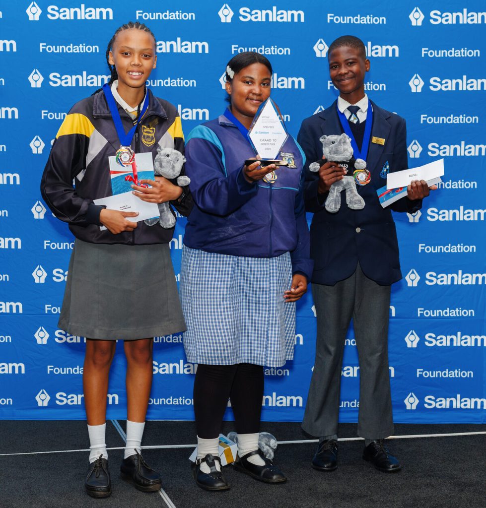 Afrikaans: Top-drie gr.10-leerders. Foto: AB Jantjies