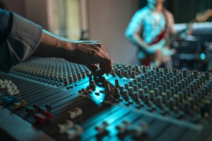 Idasvallei se Amapretty gaan van emmers tot aanlyn musiek-sterre