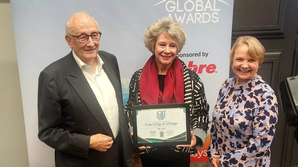 Rene Momberg of Township and Village (centre) is flanked by ICRT founder Emeritus Professor Harold Goodwin and ICRT chairperson Debbie Hindle at the award-ceremony in London on Monday 3 November.