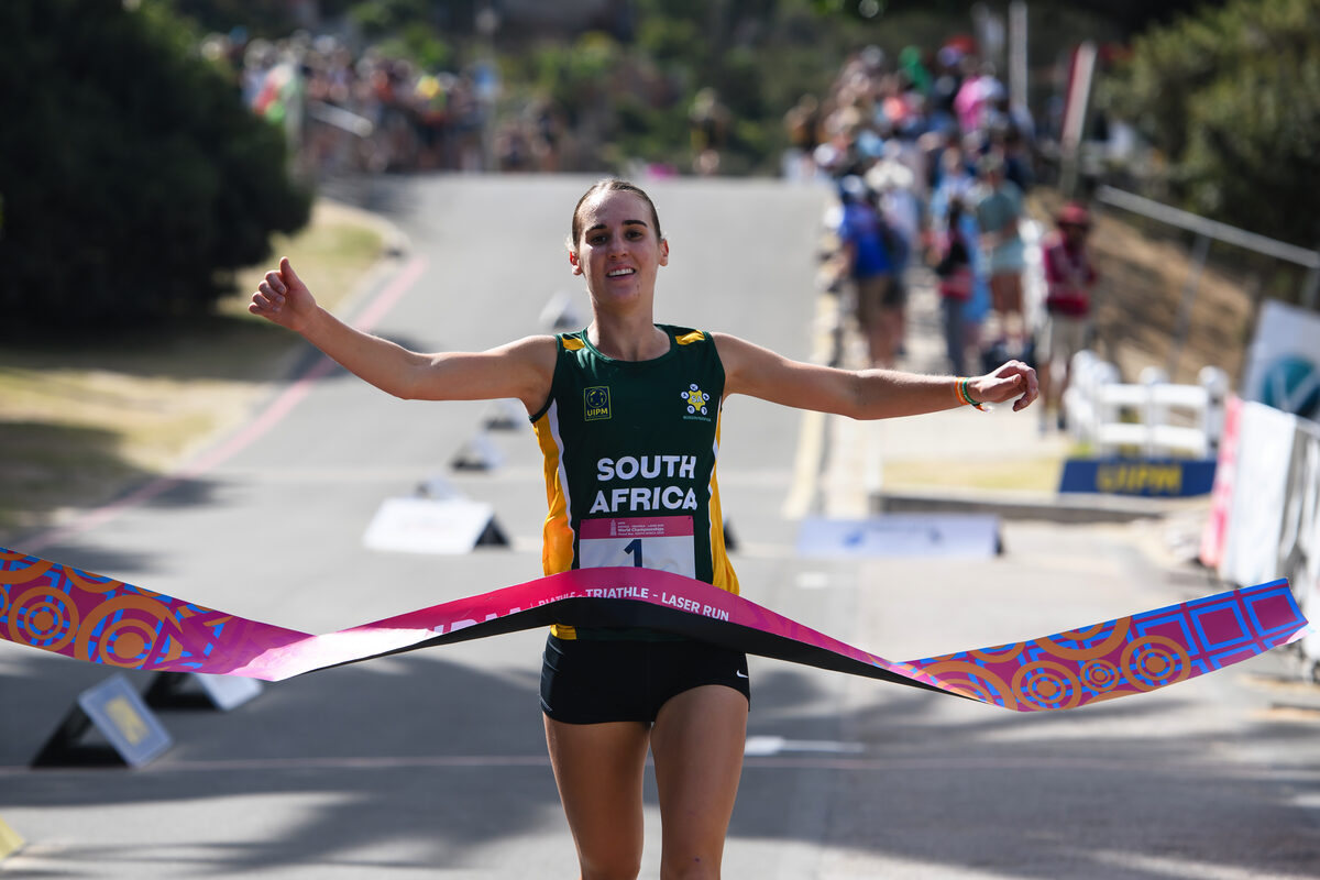 Simone van der Merwe het in Desember sewe medaljes by die wêreldkampioenskap in Mosselbaai gewen.