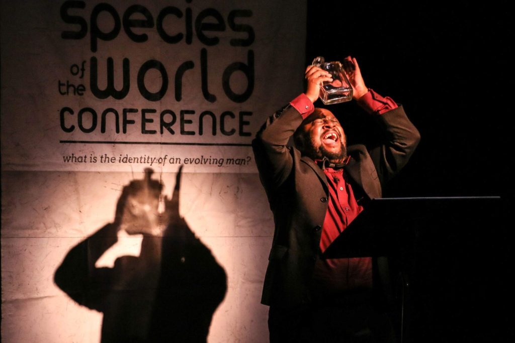 Kafa's Ape, met Tony Bonani Miyambo.  Foto: Zivanai Matangi