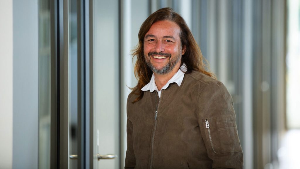 Prof. Tulio de Oliveira, Stellenbosch Universiteit