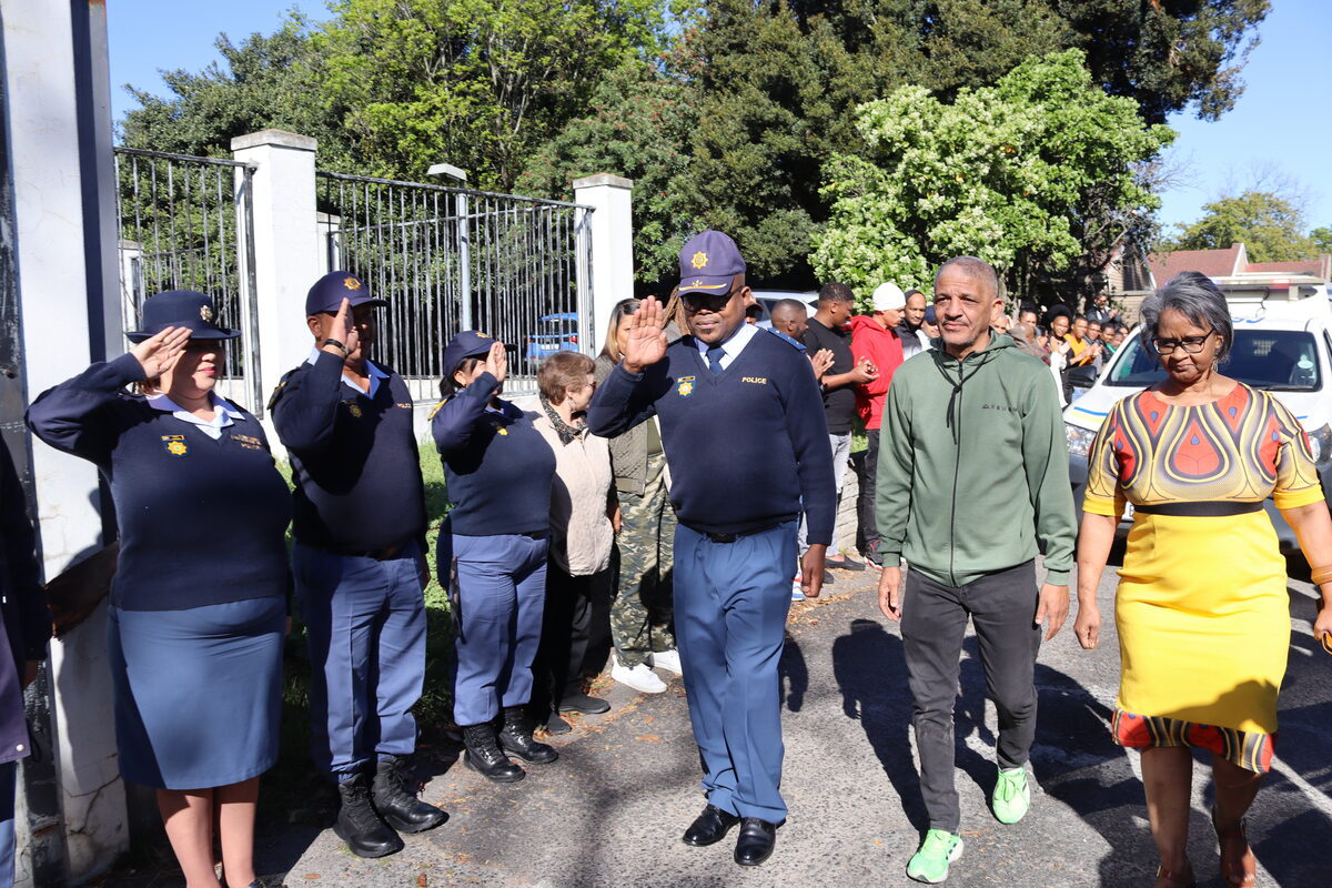 Polisieman groet Stellenbosch ná byna 40 jaar van diens aan gemeenskap