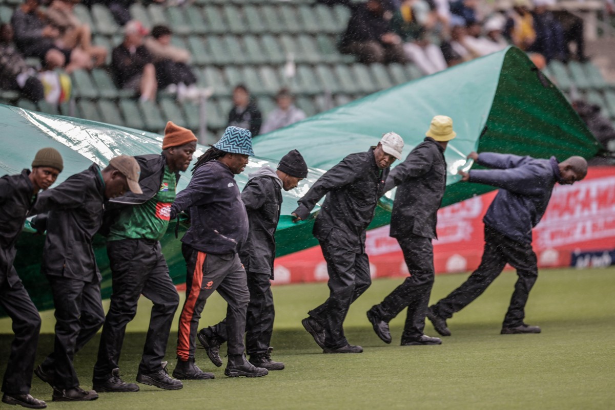 Boland strikes twice as rain washes out Gqeberha test