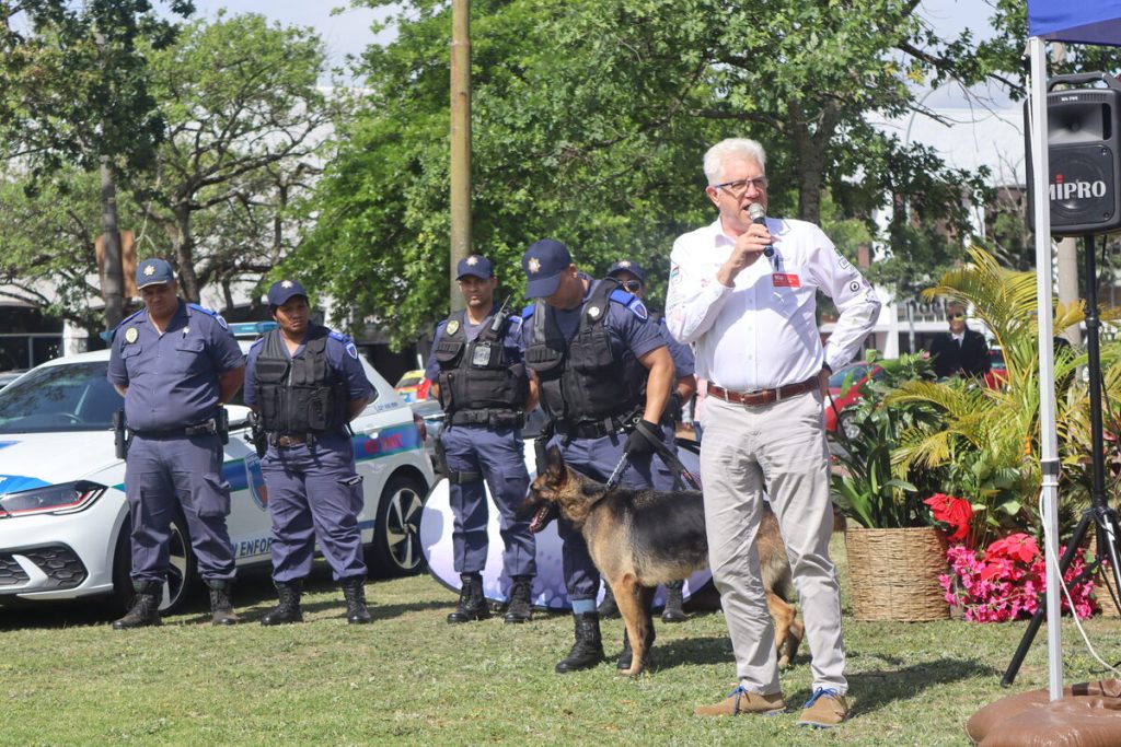 Stellenbosch Municipality K9 and Tactical Response Unit (TRU).