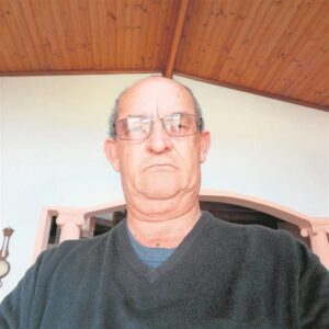 Kanker eis geliefde oudskoolhoof van Hawston