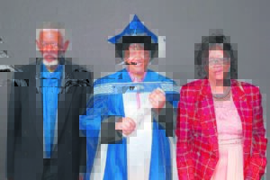 Gansbaai se goue meisie weer bo