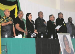 Roerende huldeblyke vir kampvegter van vissers, vroue, opvoeding