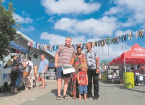 Basaars in Caledon en Greyton ’n groot fees