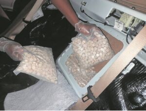 Polisie lê beslag op dwelms