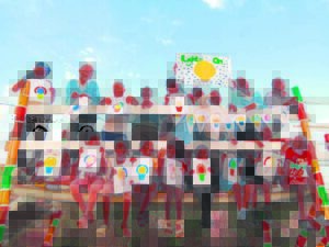 Minister Mackenzie calls for support for ‘Lights On After School’