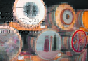 Art award, exhibit still on