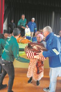 Lofprysing vir Gift of the Givers ná brand