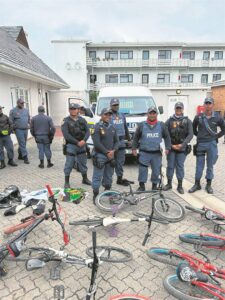 Hermanus-polisie laat wiel om fietsdiewe vas te trek
