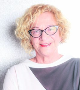 ‘Bloedsweet om roman te skryf’