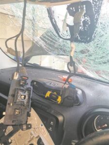 Is die N2 deesdae lewensgevaarlik met klipgooiery en diere?