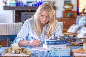 Bekende skrywer gaan na plek sonder selfoonsein om te skryf