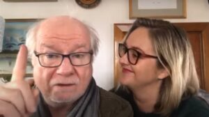 Video bemoedig bejaardes