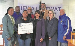 Oudstudente kom byeen