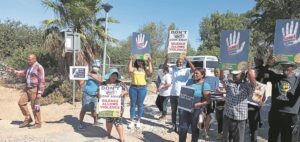 Calls for DA councillor axing