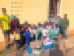 Inwoner spring self in met hulp