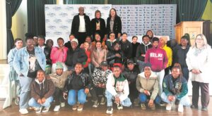De Lille meets with role-players