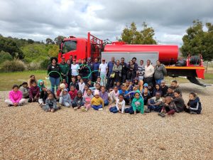 Erfenisdag by Caledon-museum deur jonk en oud geniet