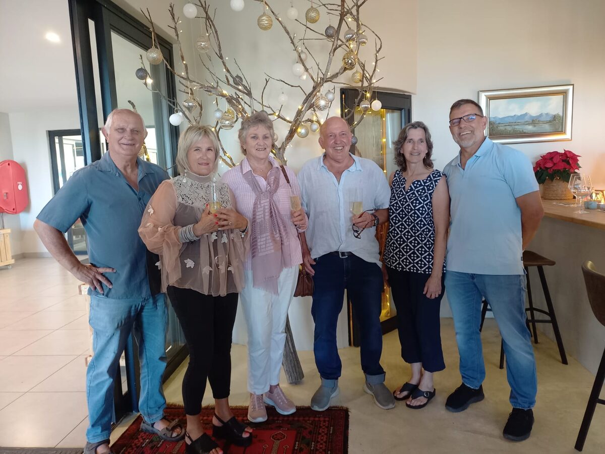 Coffee table book, ‘Betty’s Bay – Between Mountain and Sea’, brings joy