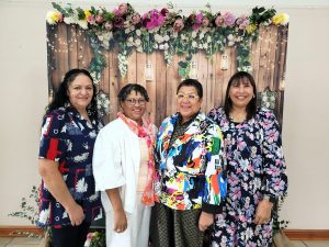 Middagtee in Caledon bring talle vroue byeen