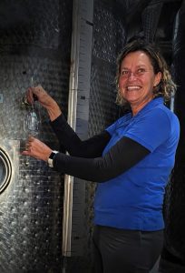 Winemaker from Walker Bay Estate brings home gold medal