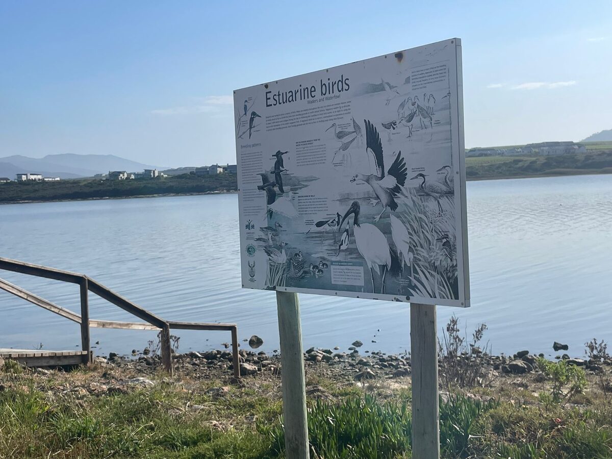 Overstrand Municipality is pushing ahead with a new competitive tender for a long-term lease at Fisherhaven's Yacht Club.