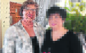 Inwoners se voete jeuk tydens lyndans-vertoning