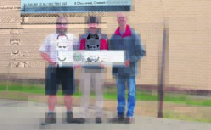 Round Table receive a Dynamic donation