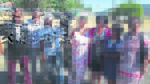 TV-kanaal besoek sukkelskool van Fort Beaufort