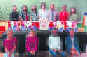 Nonesi Mall donates to local school