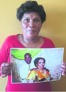 Familie sê vrou het doodgetreur na enigste kind se verdrinking