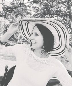 To paint is ‘smell of happiness’ for Lizma