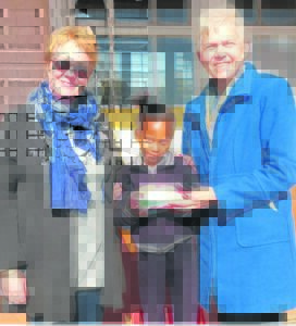 Hugs of Hope hou inkleurkompetisie