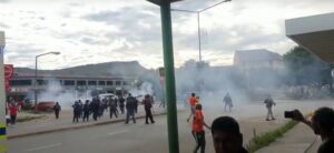 Frustrated residents take to Komani’s streets as protest action starts again
